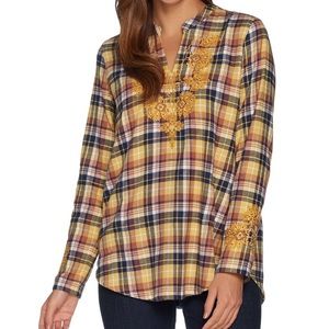 LOGO Lori Goldstein plaid embroidered flannel top